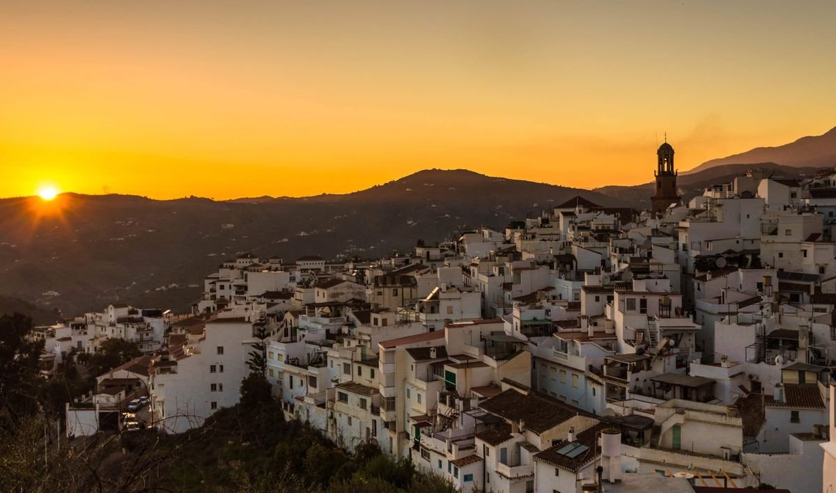 Cómpeta Travel Guide